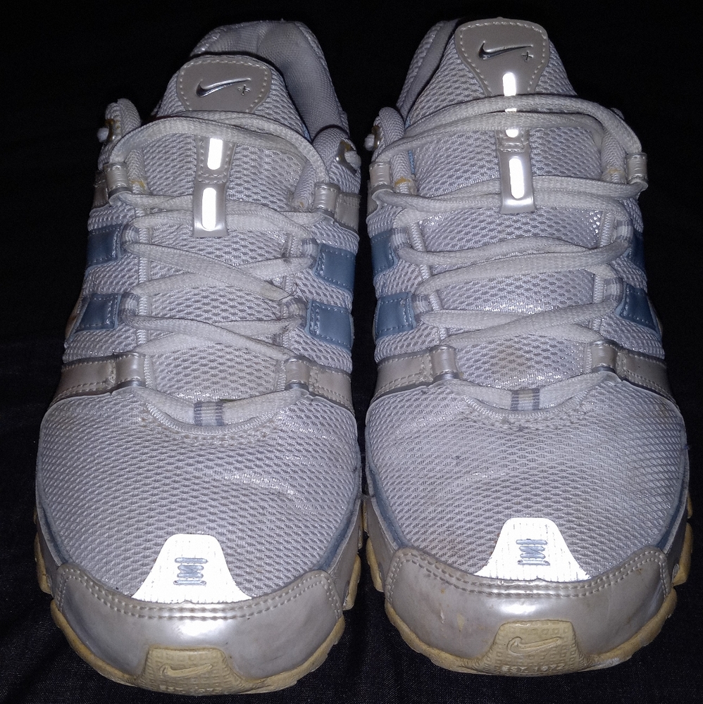 Womens Nike shox sz.7